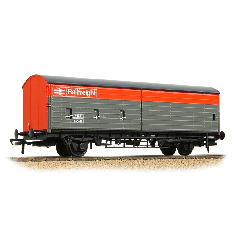 38-128A - BR VAA Van BR Railfreight Red & Grey