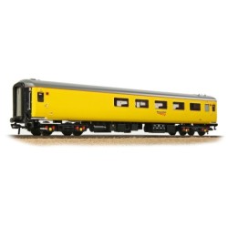 39-689 - BR Mk2F ex-RFB Staff Coach Network Rail Yellow