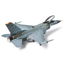 60786 - 1/72 F-16 CJ...