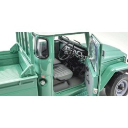 KS08958FG - Kyosho 1:18 Toyota Land Cruiser 40 Pick Up 1980 Fashion Green