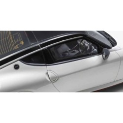 KSR18062W - Kyosho 1:18 Resin Samurai Collection Nissan Fairlady Z 2024 White