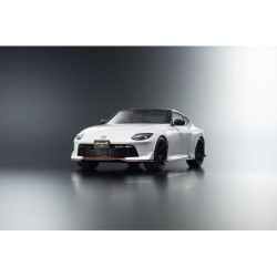 KSR18062W - Kyosho 1:18 Resin Samurai Collection Nissan Fairlady Z 2024 White