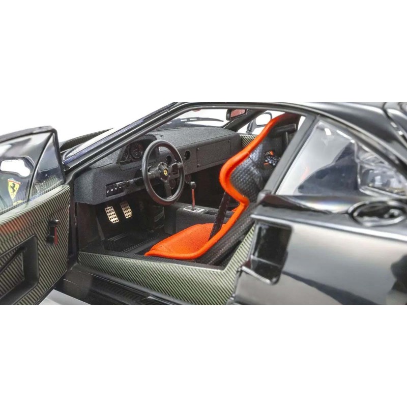 Kyosho Ferrari F40 Rossa 1987 Die-Cast 1/18 &ndash; Collezione, Scatola Lievemente Danneggiata