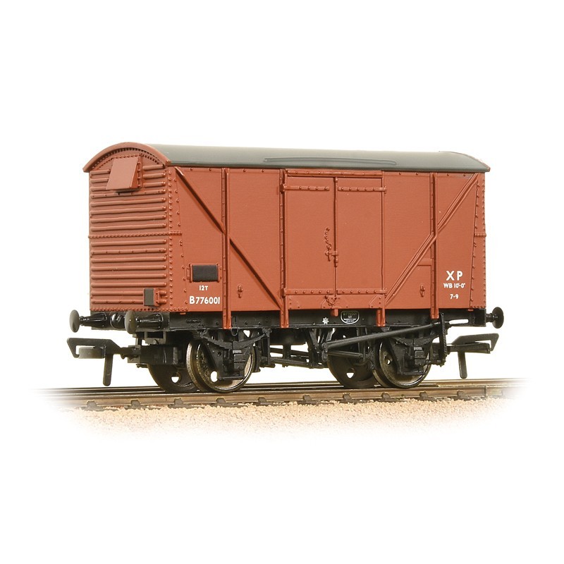 38-170D - 12 Ton BR Plywood Ventilated Van Bauxite (Early)