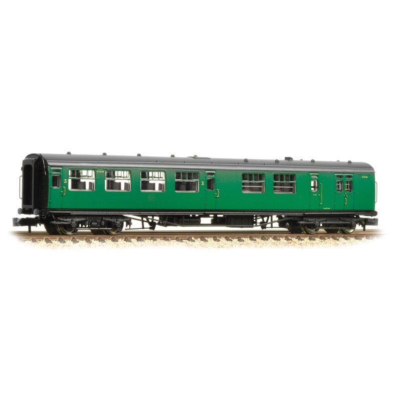 374-432 - Bulleid 63ft Brake Third Corridor Open BR (SR) Malachite Green