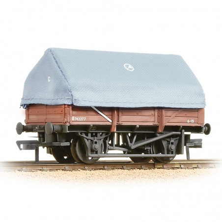 377-476 - China Clay Wagon BR Bauxite with Hood Weathered