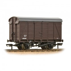 377-430 - 12 Ton Southern 2+2 Planked Ventilated Van SR Brown