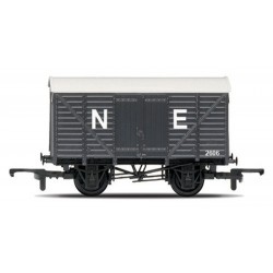 R6422 - North Eastern, Box Van - Era 3