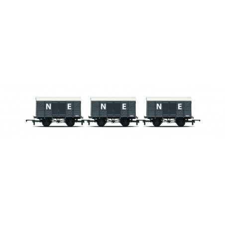 R6831 - Box Vans, three pack, North Eastern - Era 2/3